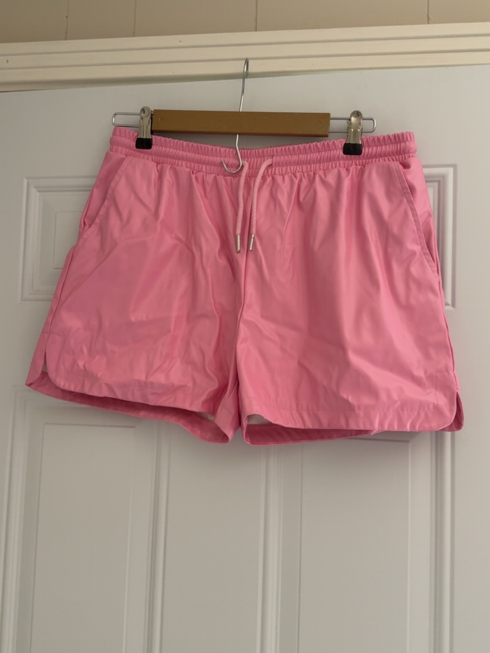 entro Pink Elastic-Waist Shorts
